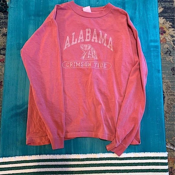 Alabama Crimson Tide Long Sleeve Tee Shirt Faded Red with Elephant Logo Size Med - Picture 3 of 10